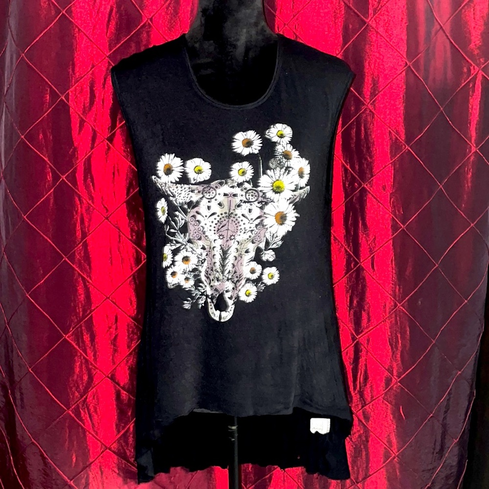 Cattle Skull W/ Sun Flowers